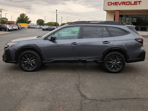 Used 2023 Subaru Outback Onyx Edition AWD/4WD image 2
