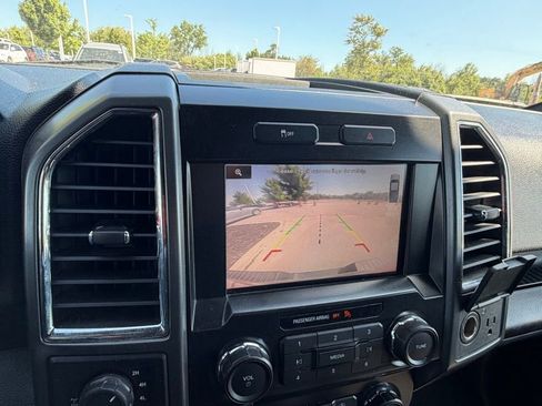 Used 2015 Ford F150 XLT w/ Equipment Group 302A Luxury AWD/4WD image 24