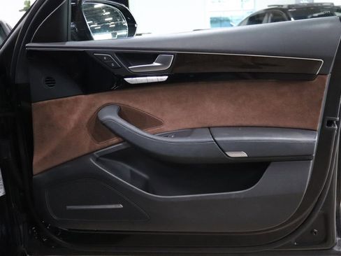 Used 2016 Audi A8 L 4.0T image 22