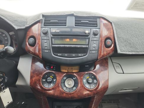Used 2008 Toyota RAV4 Limited image 14