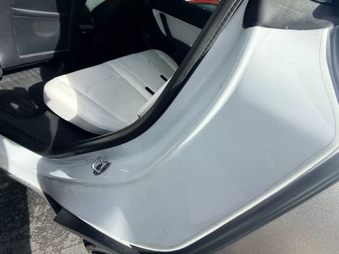 Used 2022 Tesla Model Y Performance image 5