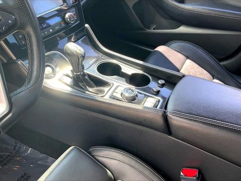Used 2016 Nissan Maxima Platinum FWD image 17