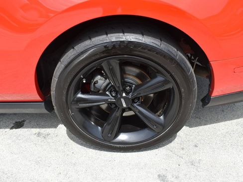 Used 2011 Ford Mustang GT RWD image 22