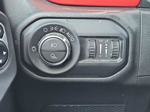 Used 2020 Jeep Gladiator Rubicon AWD/4WD image 18