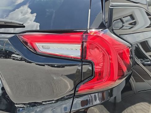 Certified 2024 GMC Terrain Denali w/ Black Diamond Edition AWD/4WD image 8