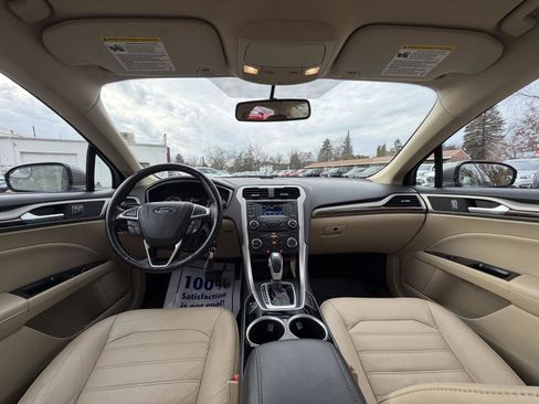 Used 2014 Ford Fusion SE w/ Equipment Group 202A image 20