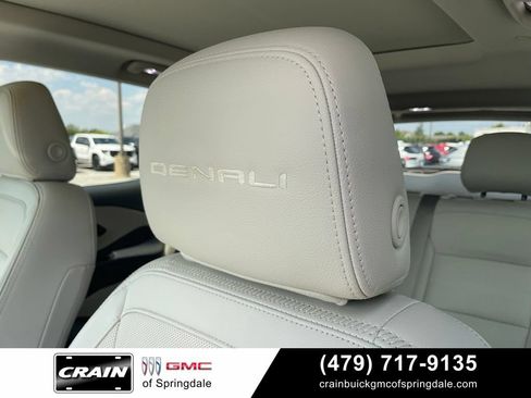 Used 2024 GMC Terrain Denali w/ Black Diamond Edition AWD/4WD image 22