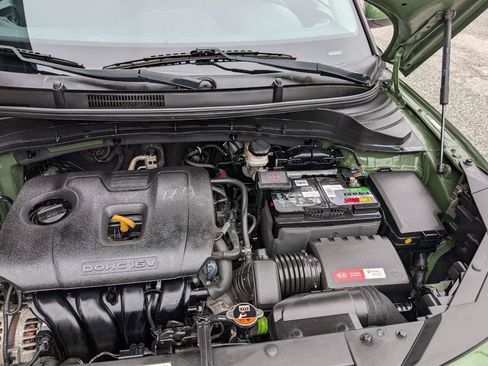 Used 2020 Kia Soul EX FWD image 28