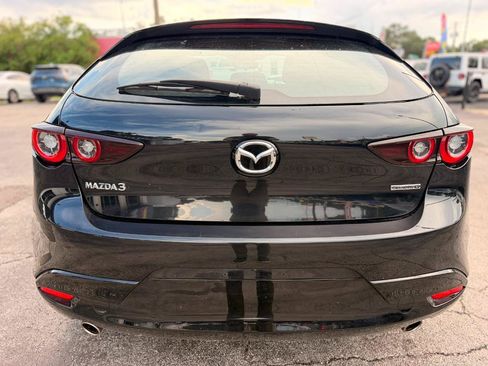 Used 2024 MAZDA MAZDA3 s FWD image 9