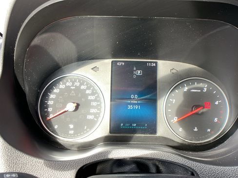 Used 2024 Mercedes-Benz Sprinter 2500 image 12