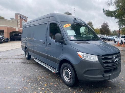 Used 2019 Mercedes-Benz Sprinter 170 image 3