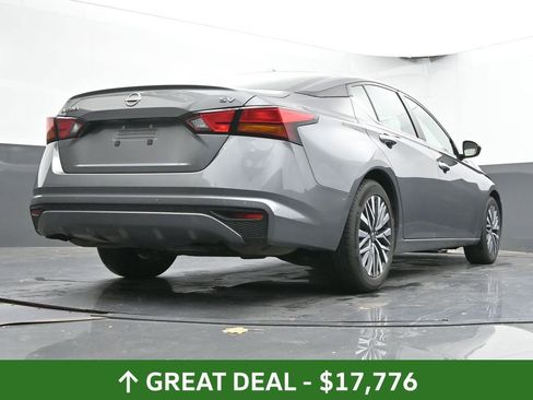 Used 2024 Nissan Altima 2.5 SV image 52