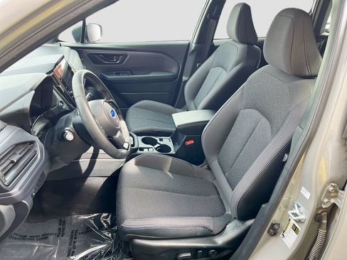 Used 2025 Subaru Forester Premium w/ Convenience Package #1 AWD/4WD image 20