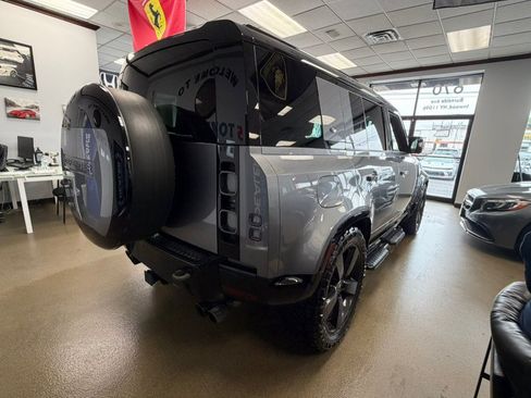 Used 2024 Land Rover Defender 110 X AWD/4WD image 16