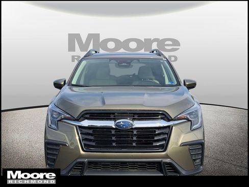 Used 2025 Subaru Ascent Premium AWD/4WD image 8