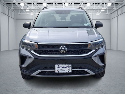 Used 2023 Volkswagen Taos S AWD/4WD image 2