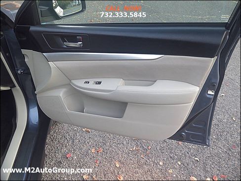 Used 2014 Subaru Outback 2.5i Premium AWD/4WD image 35