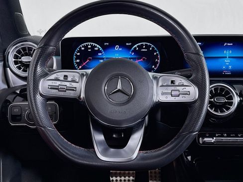 Used 2022 Mercedes-Benz A 220 image 17