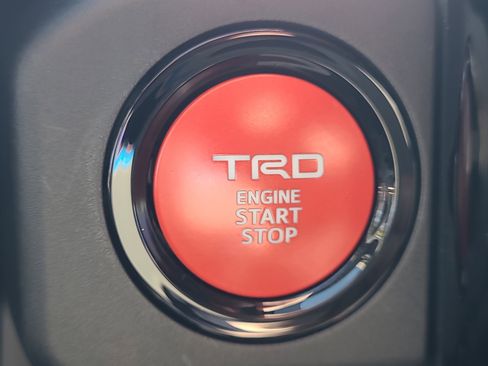 Used 2024 Toyota Tacoma TRD Sport image 24