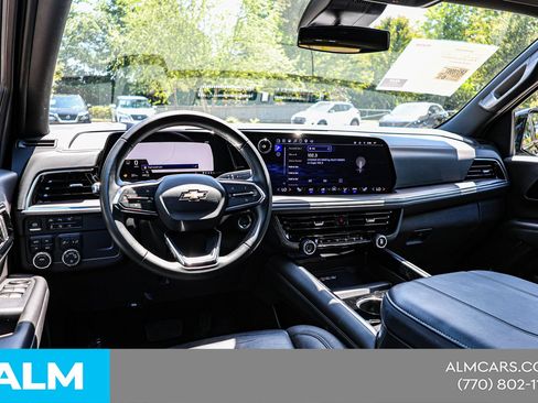Used 2025 Chevrolet Tahoe LT AWD/4WD image 23