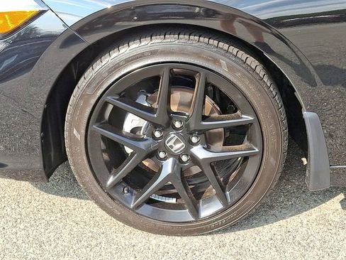 Used 2025 Honda Civic Sport image 8