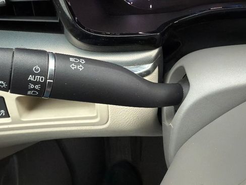 Used 2017 Cadillac XT5 Luxury w/ LPO, Wheel Lock Package image 14