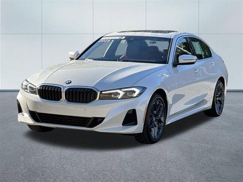 Certified 2025 BMW 330i xDrive Sedan w/ Convenience Package image 10