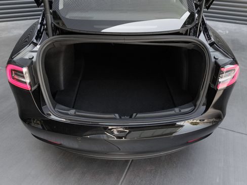 Used 2021 Tesla Model 3 Standard Range Plus RWD image 26