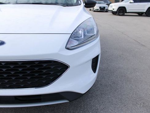 Used 2022 Ford Escape SE w/ Cold Weather Package image 40