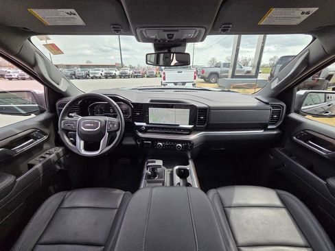 Used 2025 GMC Sierra 1500 SLT w/ SLT Premium Plus Package image 27