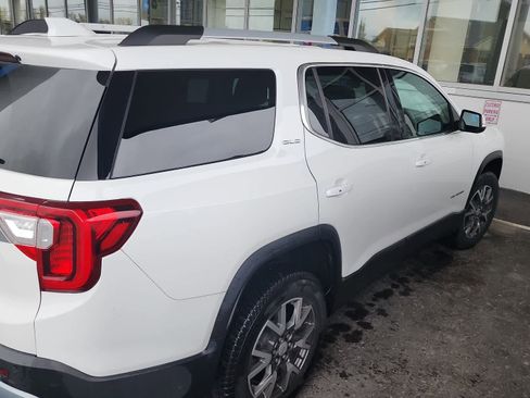 Used 2022 GMC Acadia SLE w/ Driver Convenience Package AWD/4WD image 5