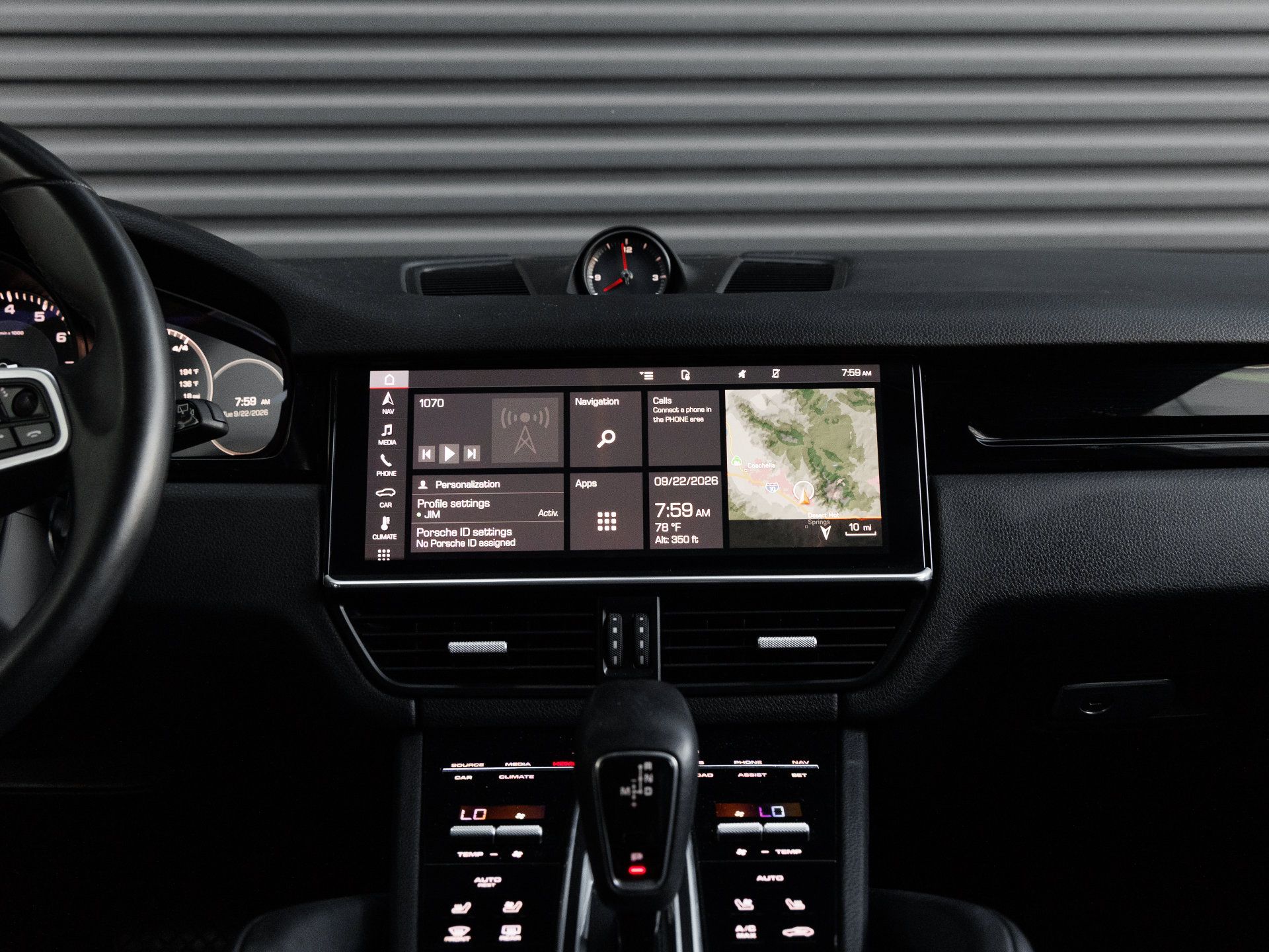 Certified 2020 Porsche Cayenne AWD/4WD image 20