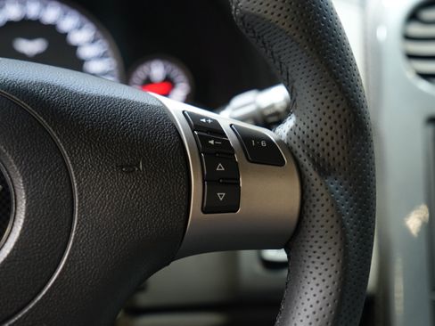 Used 2009 Chevrolet Corvette ZR1 w/ Preferred Equipment Group RWD image 37