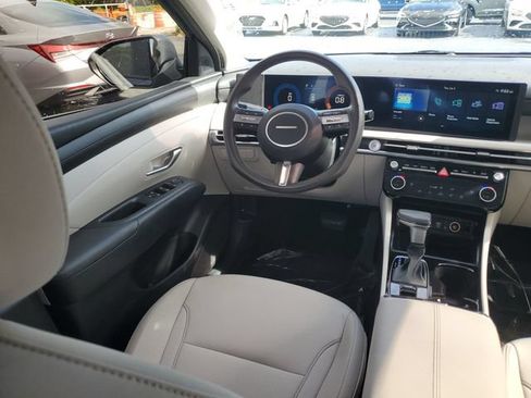 Certified 2025 Hyundai Tucson SEL FWD image 21