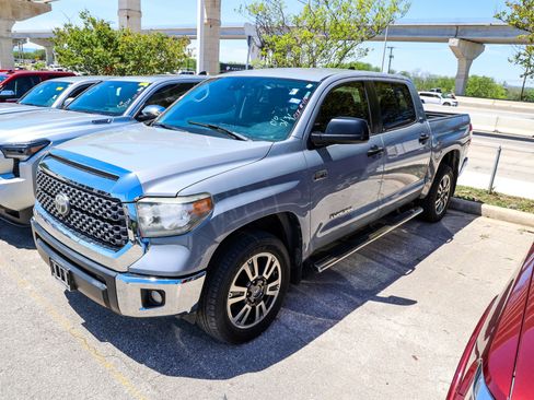 Used 2020 Toyota Tundra SR5 w/ SR5 Leather Package image 3