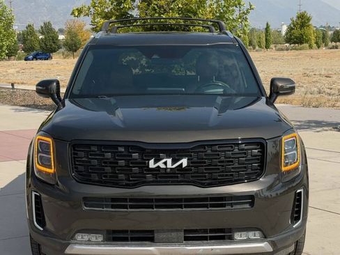 Used 2020 Kia Telluride SX w/ SX Prestige Package AWD/4WD image 2