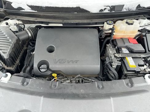 Used 2023 Chevrolet Traverse RS image 27