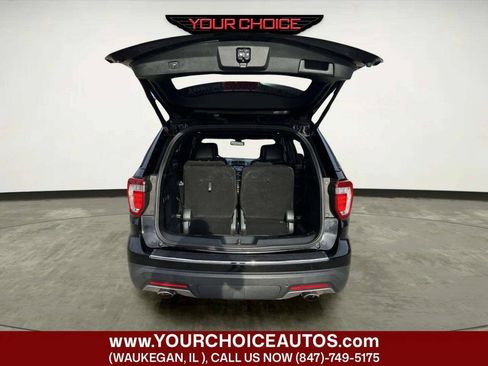 Used 2018 Ford Explorer Limited w/ Equipment Group 301A AWD/4WD image 15
