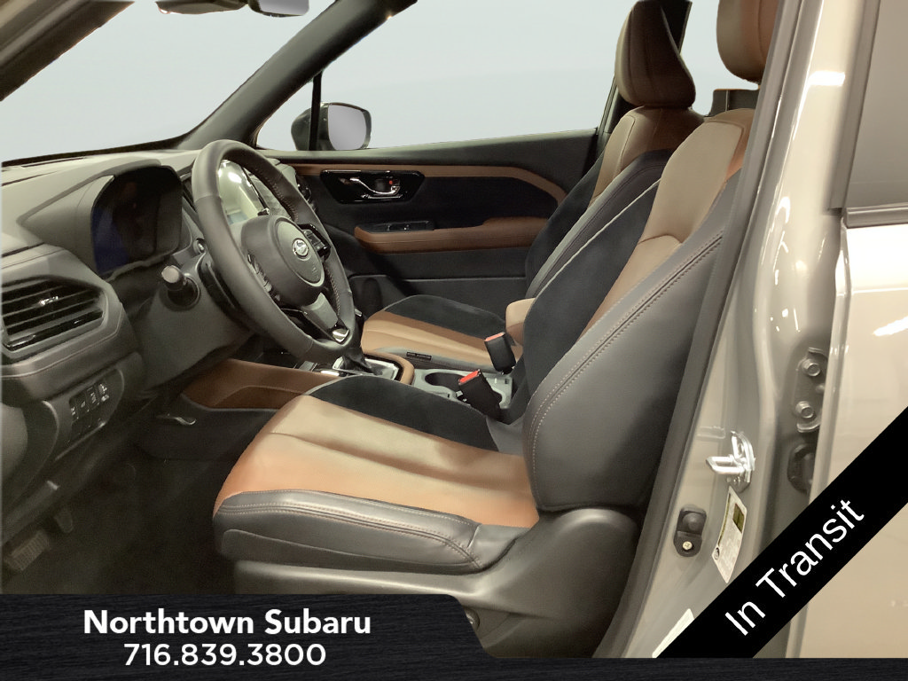 Used 2025 Subaru Forester Touring AWD/4WD image 16