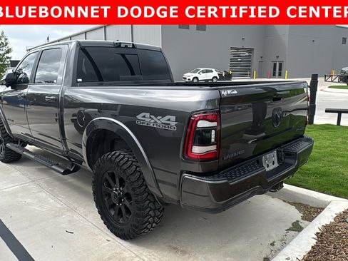 Used 2022 RAM 2500 Laramie w/ Night Edition image 7