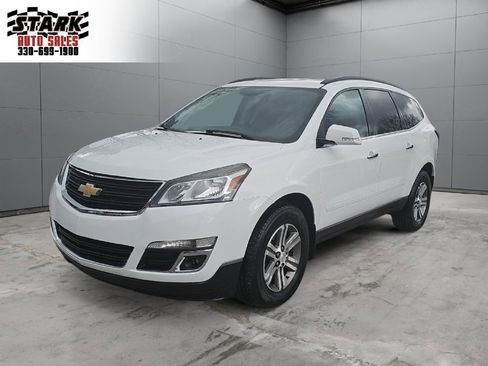 Used 2016 Chevrolet Traverse LT image 1