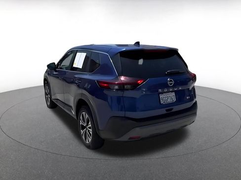 Used 2023 Nissan Rogue SV FWD image 12