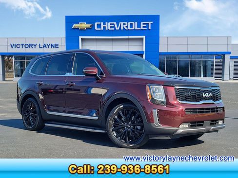 Used 2022 Kia Telluride SX w/ Towing Package FWD image 1