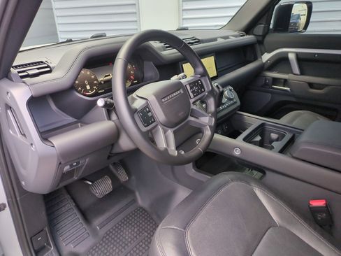 Used 2024 Land Rover Defender 110 X-Dynamic SE image 14