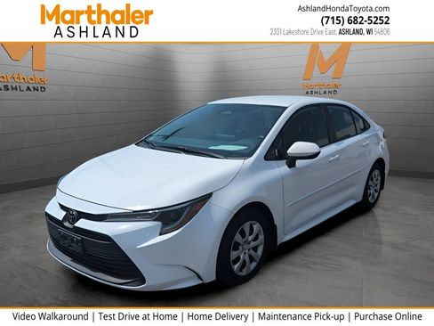Used 2024 Toyota Corolla LE FWD image 1