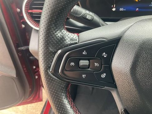 Used 2025 Chevrolet Trax RS w/ Driver Confidence Package FWD image 10