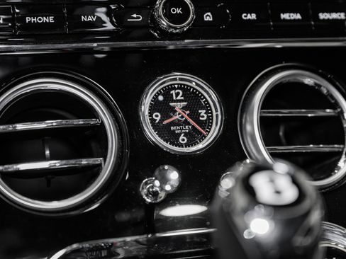 Certified 2021 Bentley Continental GT image 31