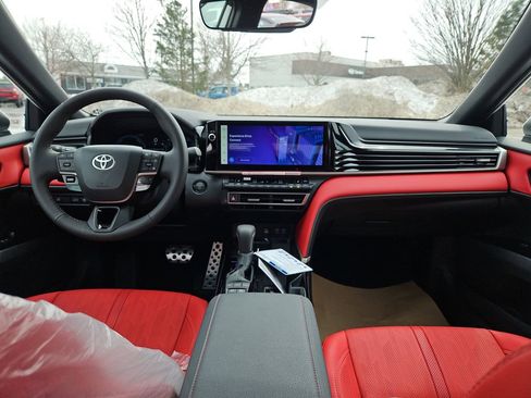 New 2026 Toyota Camry Hybrid image 7