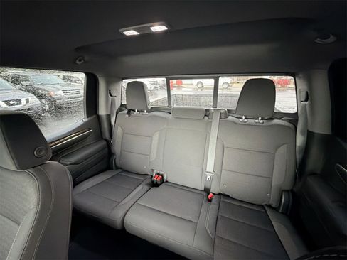 Used 2022 Chevrolet Silverado 1500 LT Trail Boss w/ Convenience Package II image 23