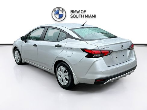 Used 2022 Nissan Versa S image 5